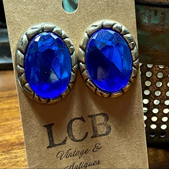 Vintage Silver and Blue Geometric Oval Large Statement Button Earrings - Picture 2 of 8